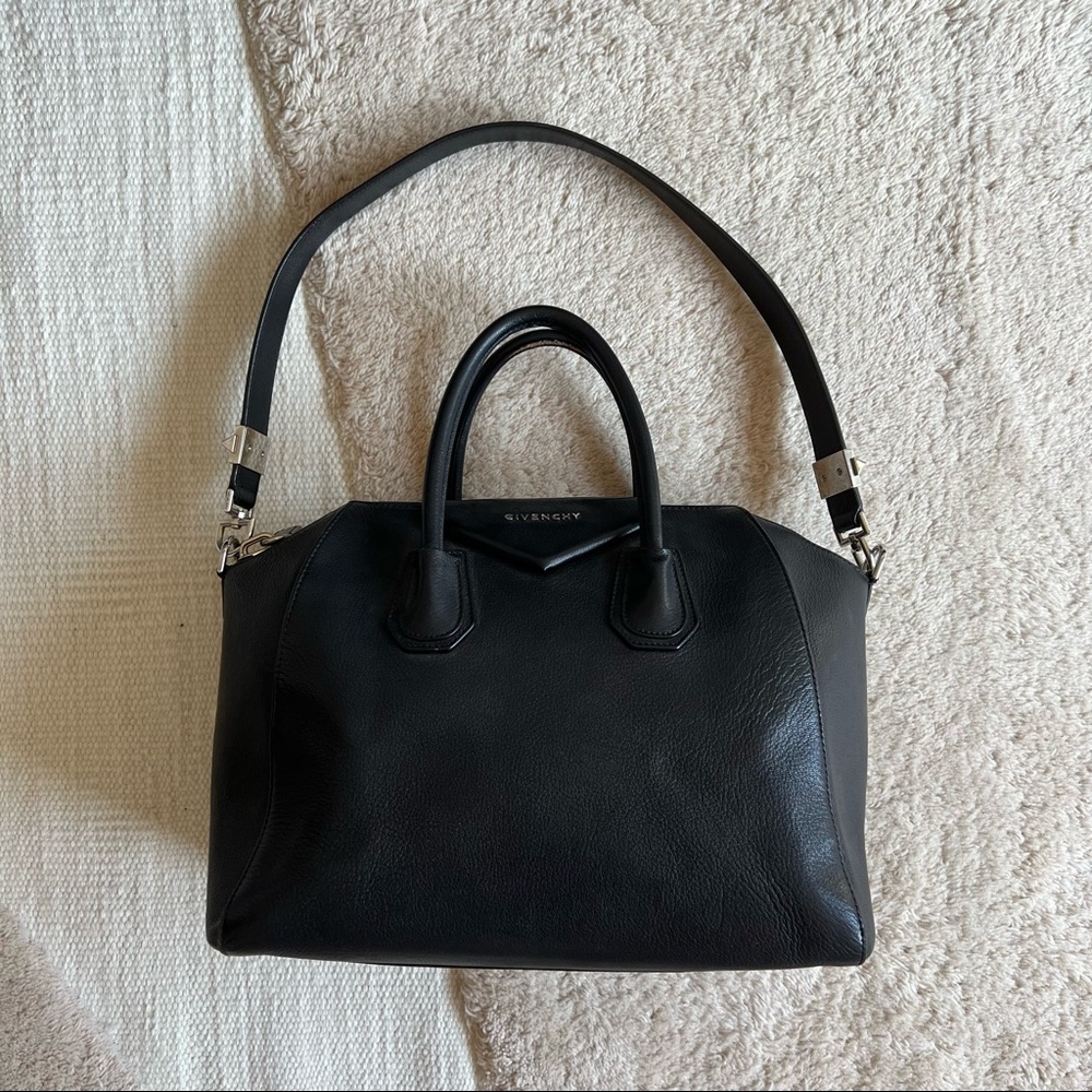 Givenchy Antigona black leather bag - Picture 1 of 15